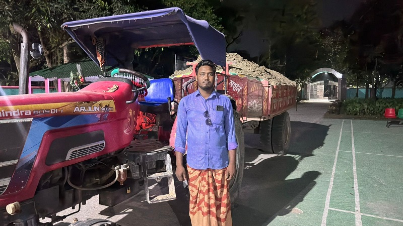 চাঁপাইনবাবগঞ্জে কৃষি জমি থেকে মাটি কেটে ইটভাটায় সরবরাহের দায়ে একজনের অর্থদন্ড